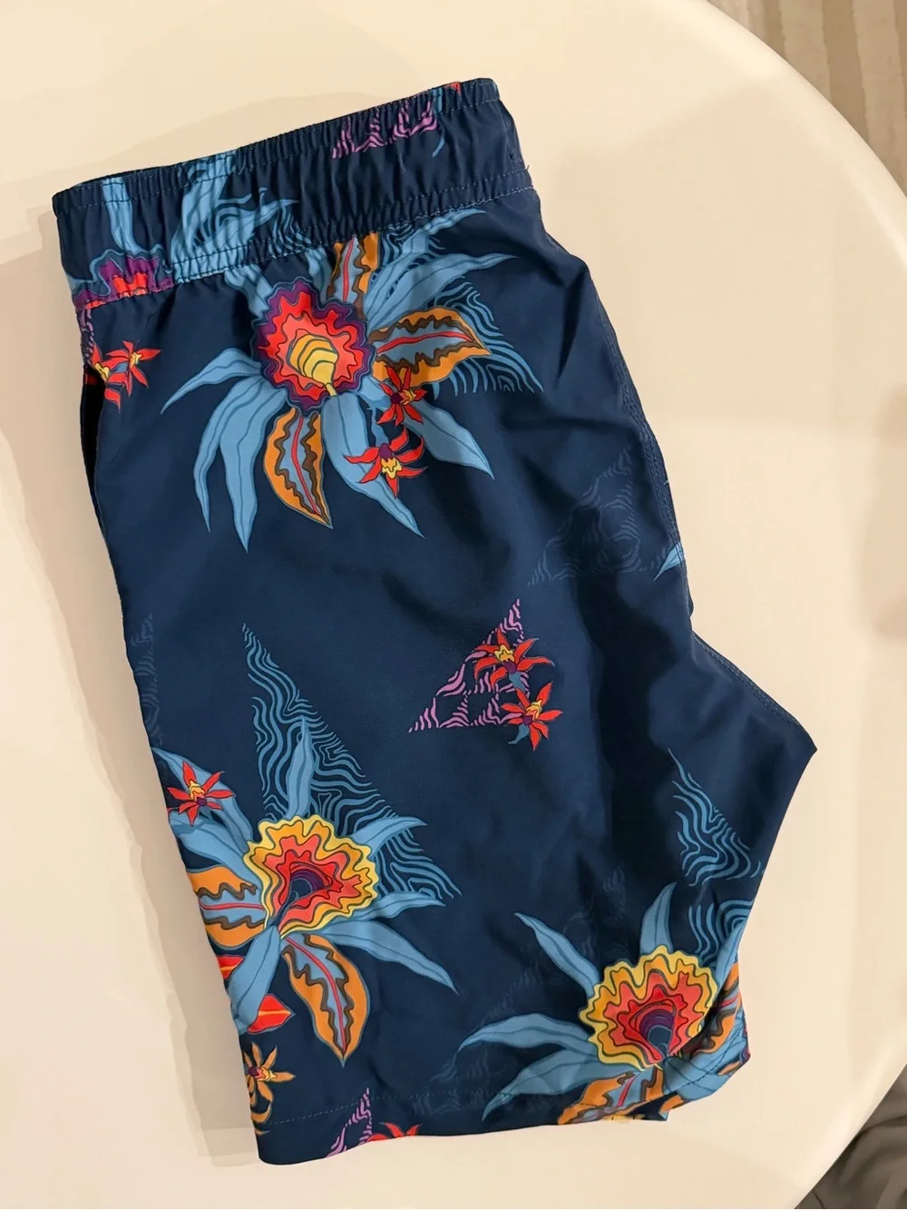 Billabong navy swim